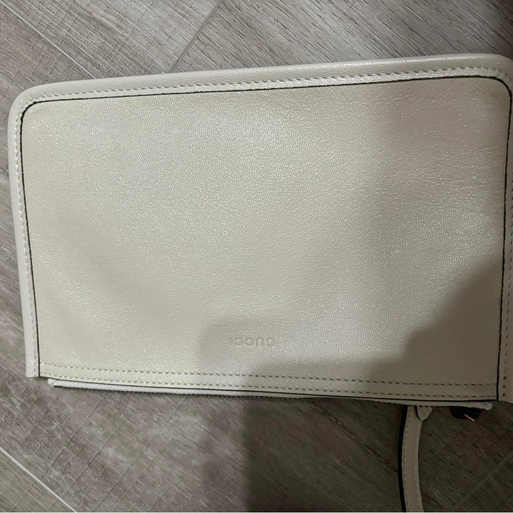 Gucci tote - Picture 2 of 4